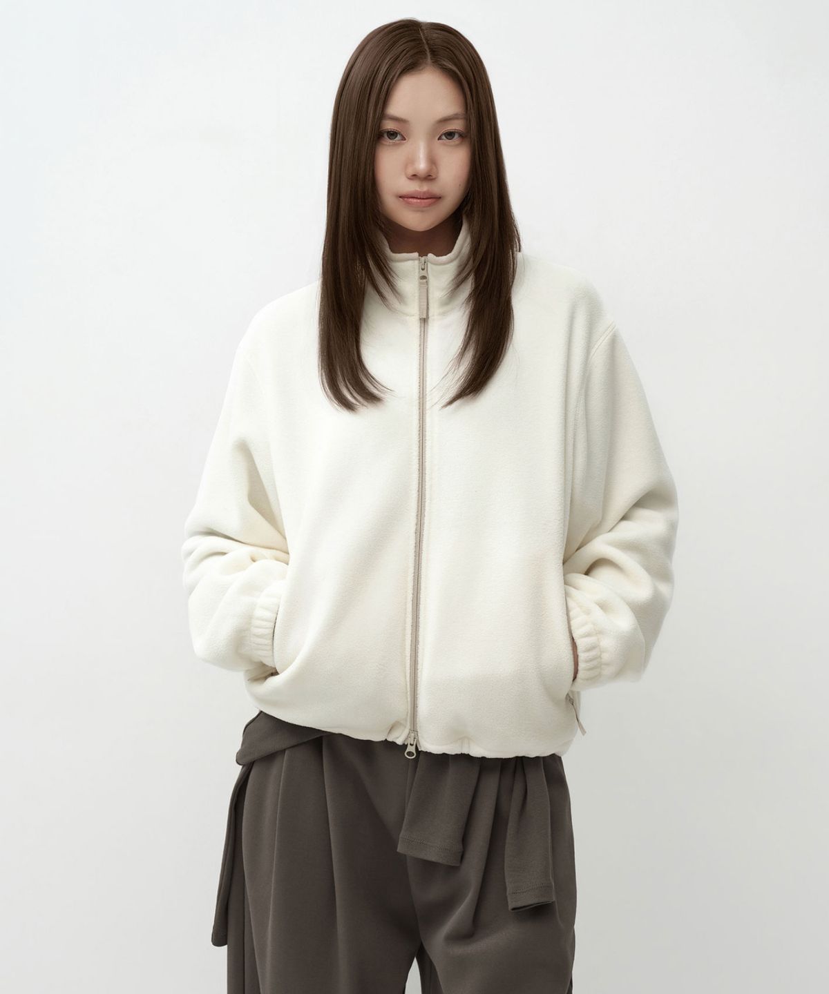 무신사 스탠다드 우먼(MUSINSA STANDARD WOMAN) 우먼즈 폴라 플리스 하이 넥 재킷 [아이보리]