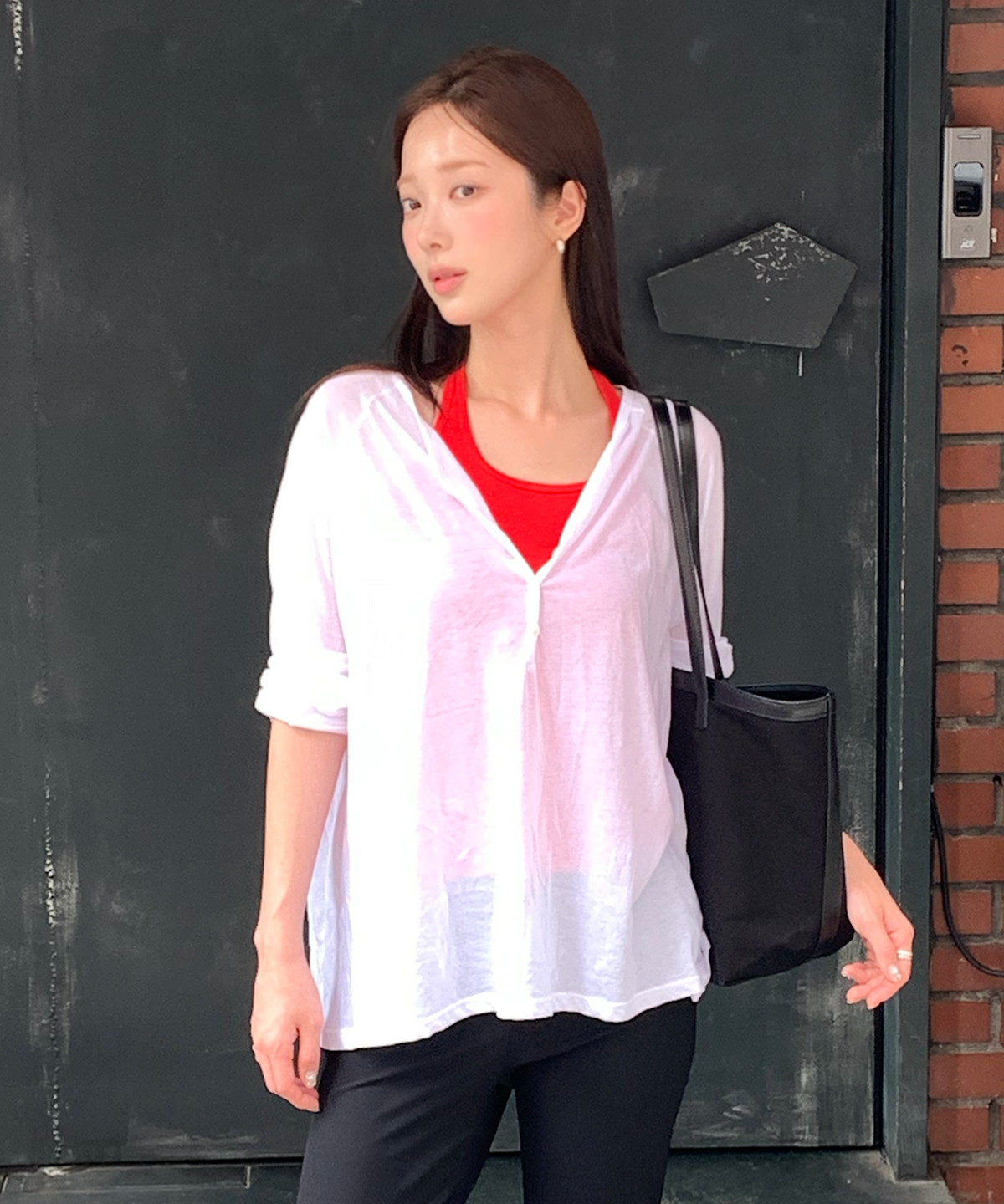 유라고(URAGO) Sheer button raglan t-shirt