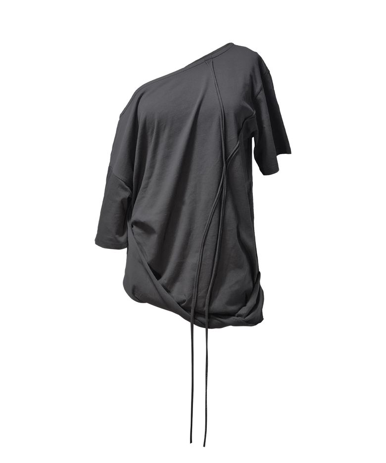 TILT OFF-SHOULDER TOP . CHARCOAL