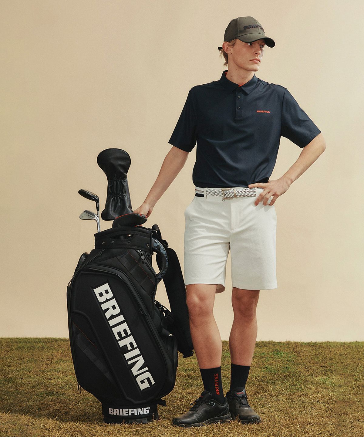 브리핑 골프(BRIEFING GOLF) 남자 4.5부 기장 쇼츠_화이트