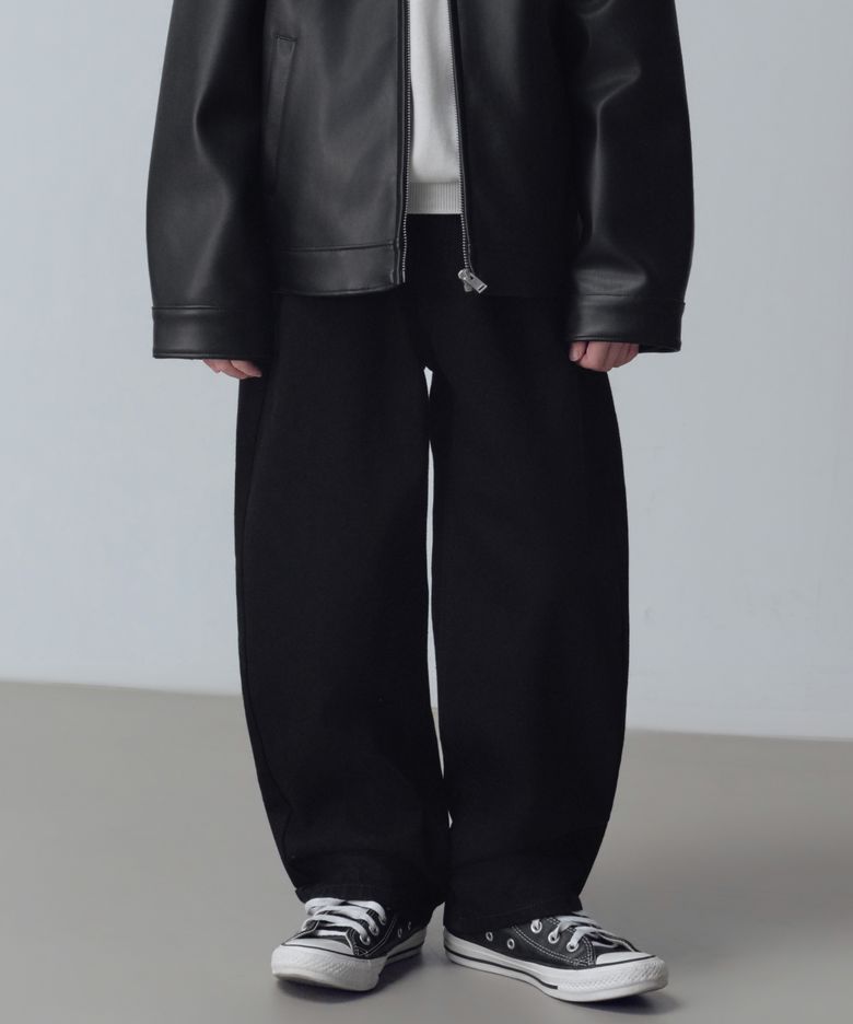 커브드 데님 팬츠 [블랙]