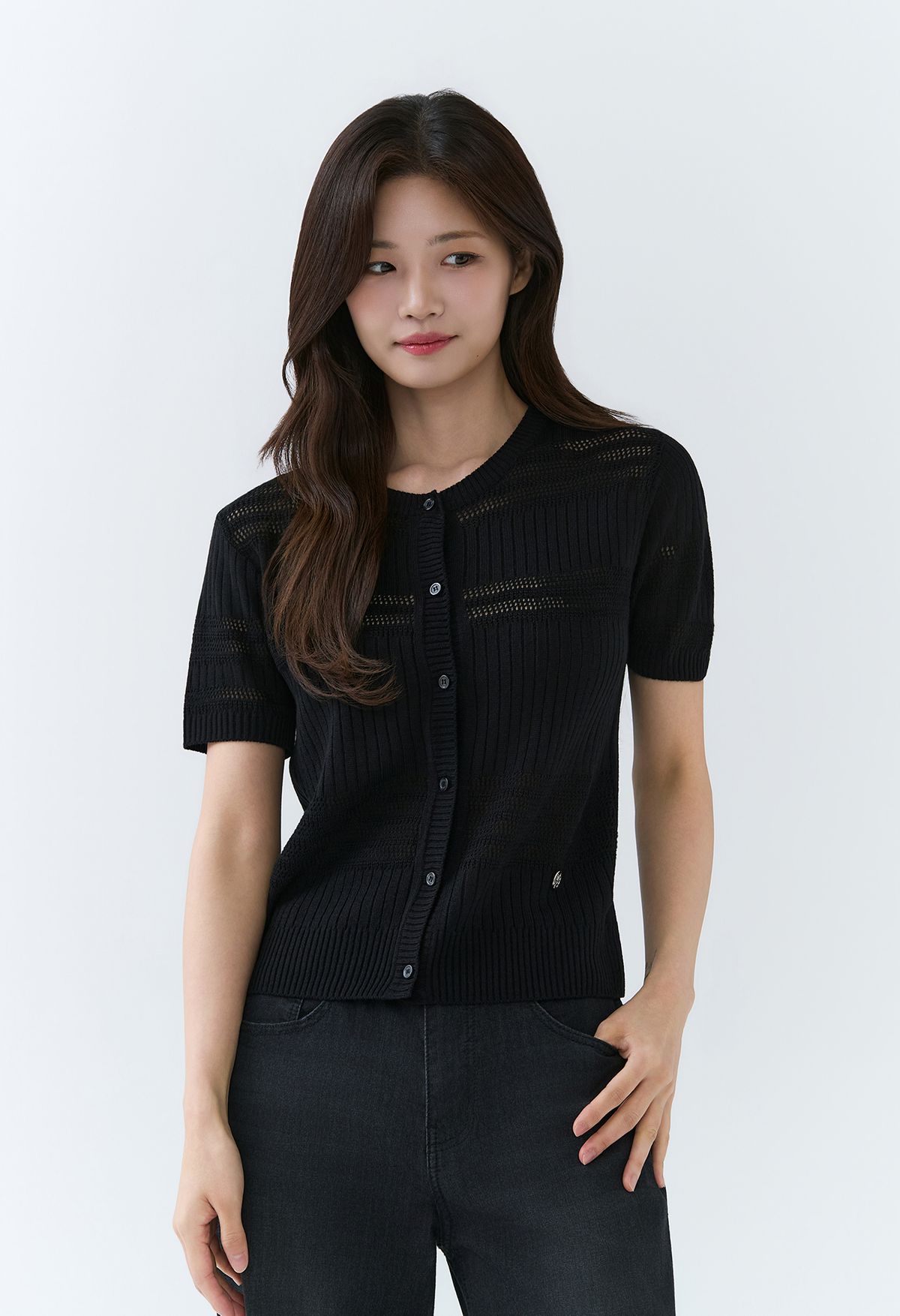 잠뱅이(JAMBANGEE) [26SS] 여성) 조직변형 패턴 라운드넥 반팔 니트 가디건 AQ2WSC473-BK