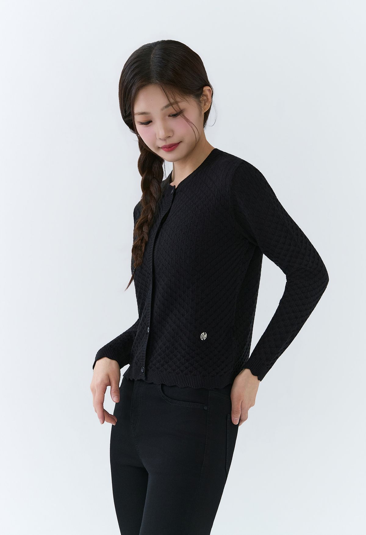 잠뱅이(JAMBANGEE) [26SS] 여성) 조직 변형 웨이브 디테일 니트 가디건 AQ2WSC471-BK