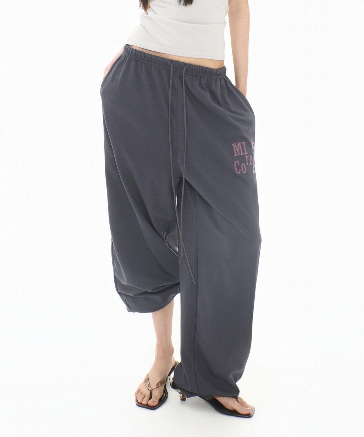 미레코(MIRECO) CALI SWEAT PT CHARCOAL