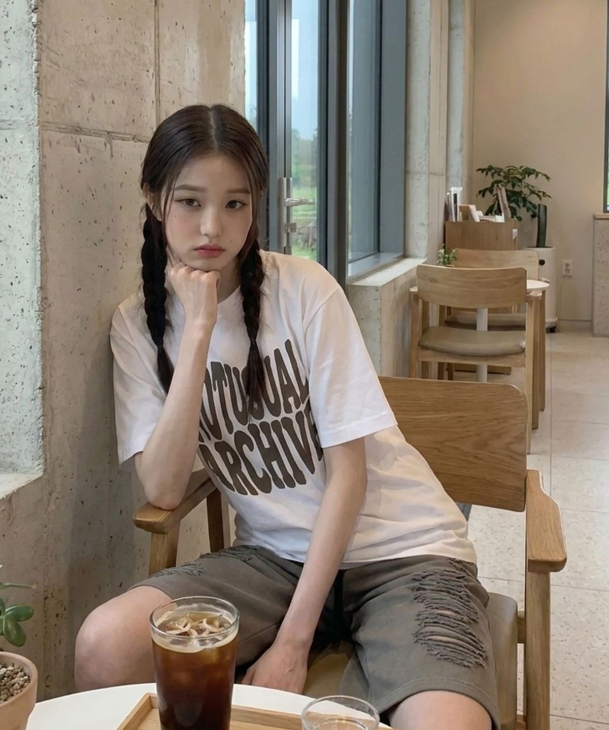 낫유즈얼(NOTUSUAL) 웨이비로고 오버핏 반팔티 4color