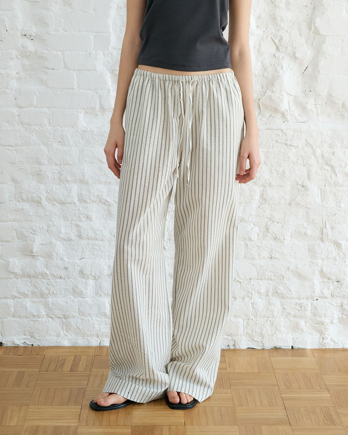 블루브릭(BLUEBRICK) Pattern banding pants (ivory)