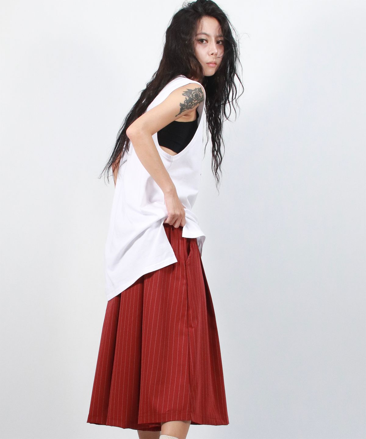 드마크(DEMARC) Real wide two tuck stripe bumuda pants - burgundy