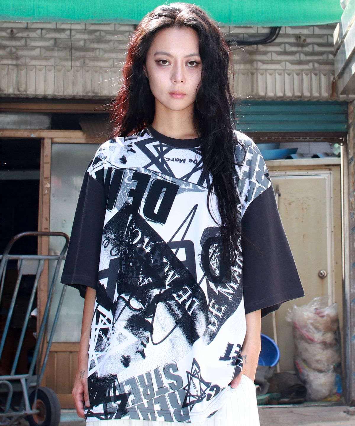 드마크(DEMARC) Street collage oversized t-shirts