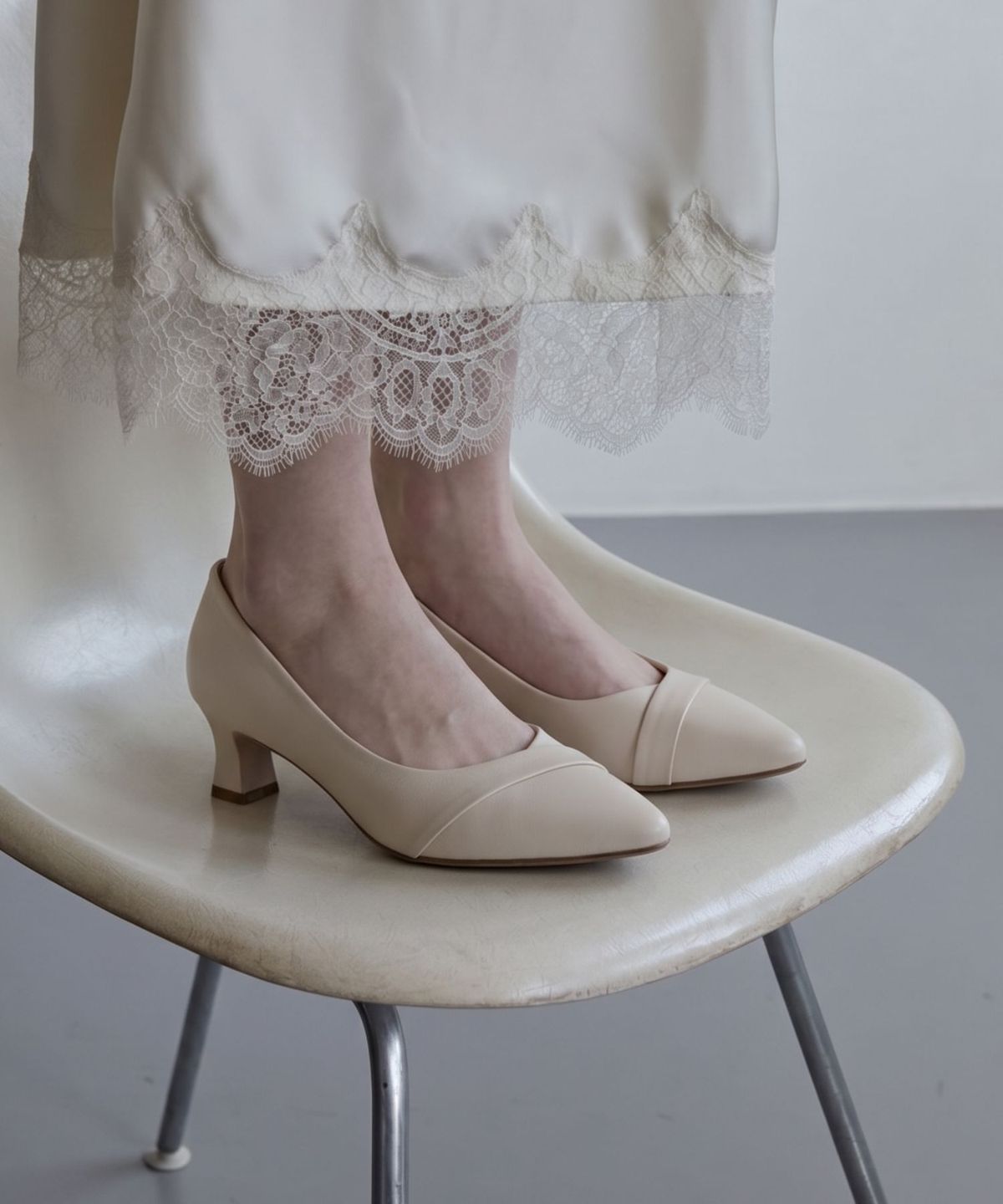 스퍼(SPUR) Vera Line Cut Comfort Pumps 양가죽 펌프스 힐 5.5cm -WS9013 (3color)