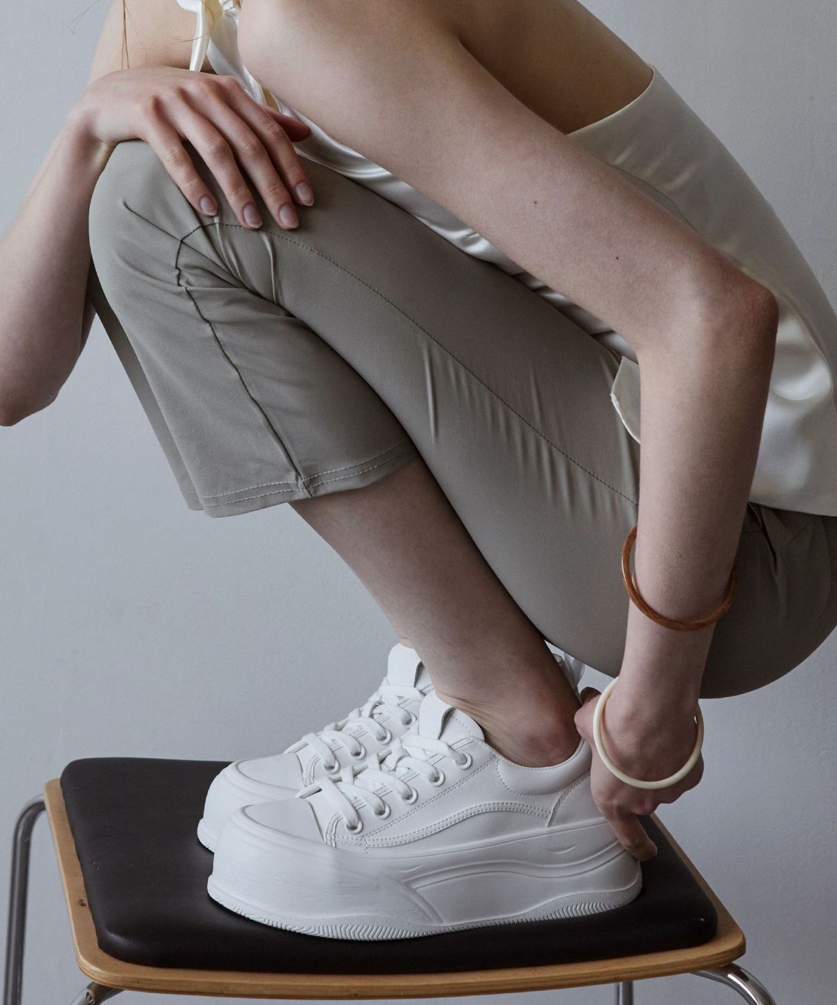 스퍼(SPUR) Clod Pureness Cow Leather Sneakers 소가죽 스니커즈 5.5cm -WS7032 (2color)