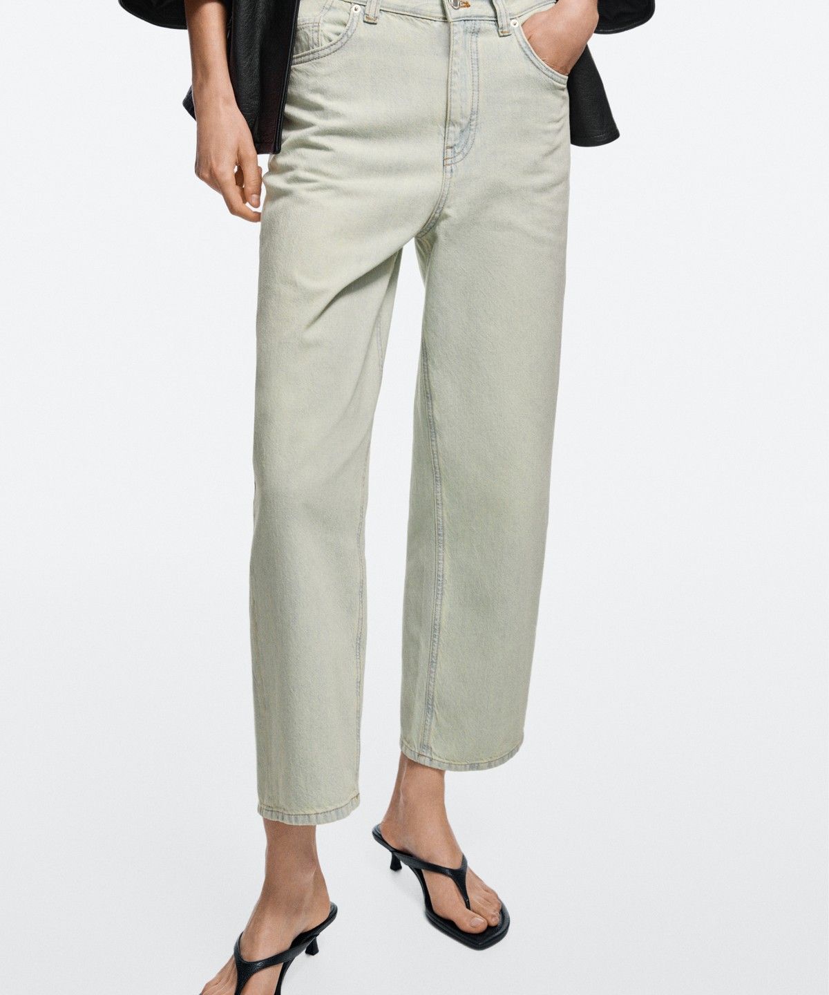 마시모두띠(MASSIMO DUTTI) 와이드 레그 크롭 미드라이즈 진