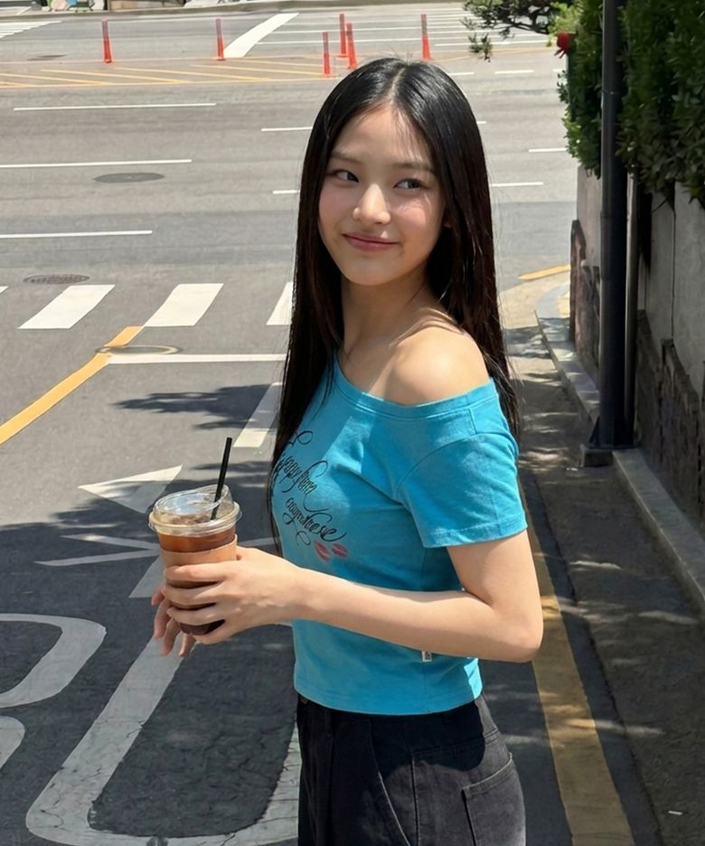 키스 홀스 레터링 프린트 보트넥 슬림핏 반팔티 [4color]