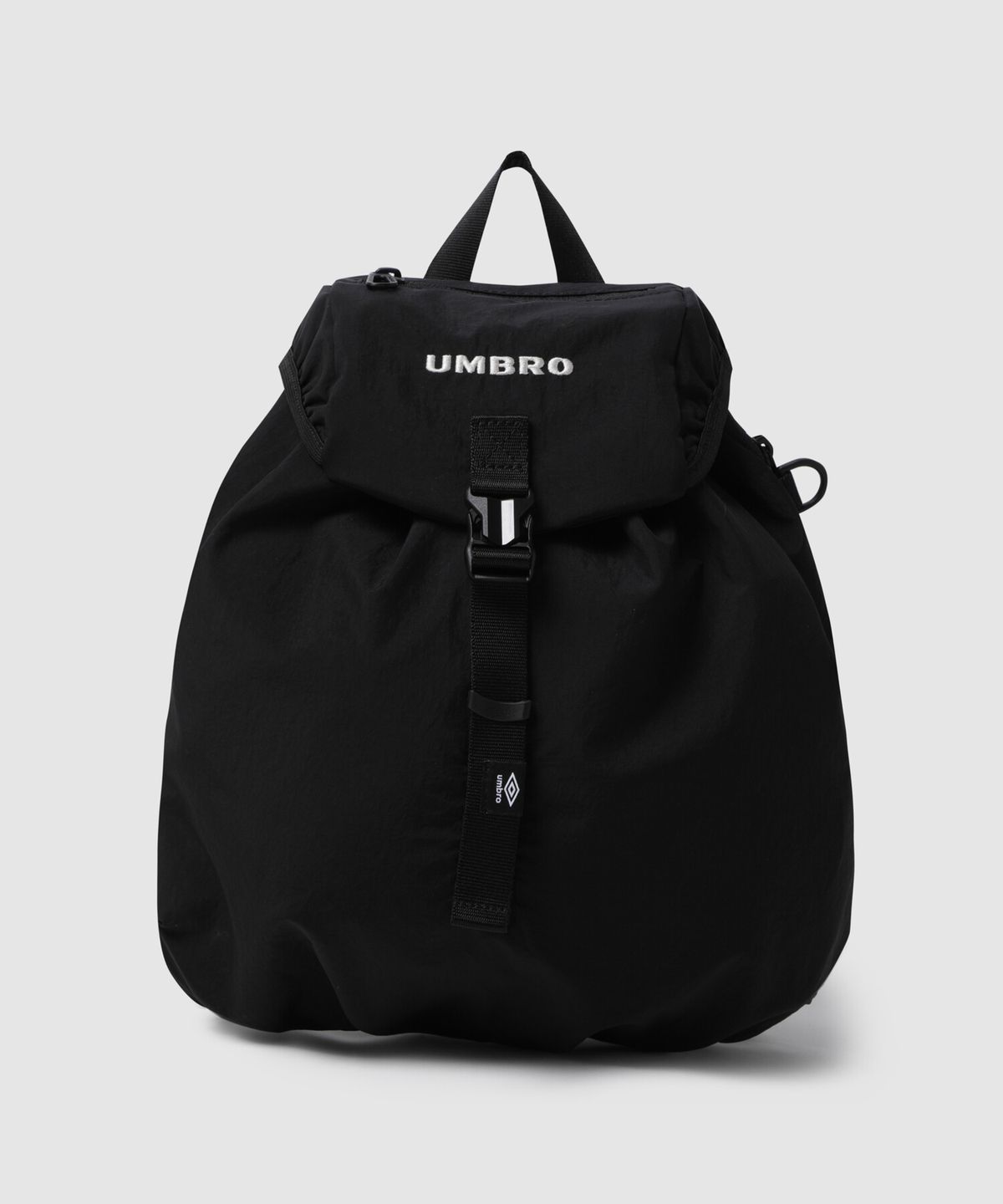 엄브로(UMBRO) 우먼스 미니 백팩 (6L) 블랙 UR322CBP71