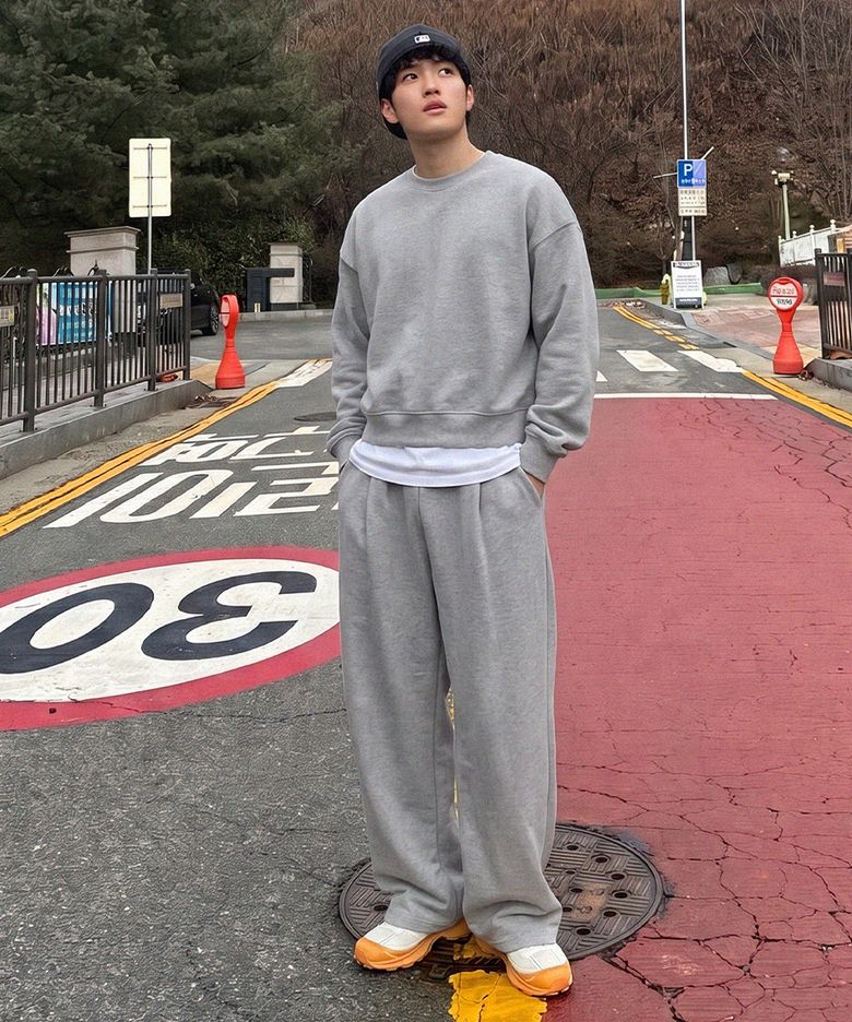 루즈핏 크롭 이지 맨투맨 - 그레이