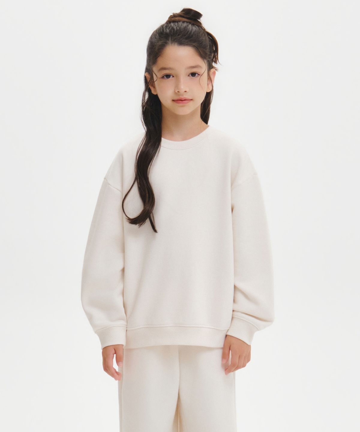 무신사 스탠다드 키즈(MUSINSA STANDARD KIDS) 기모 오버사이즈 스웨트셔츠  [크림]