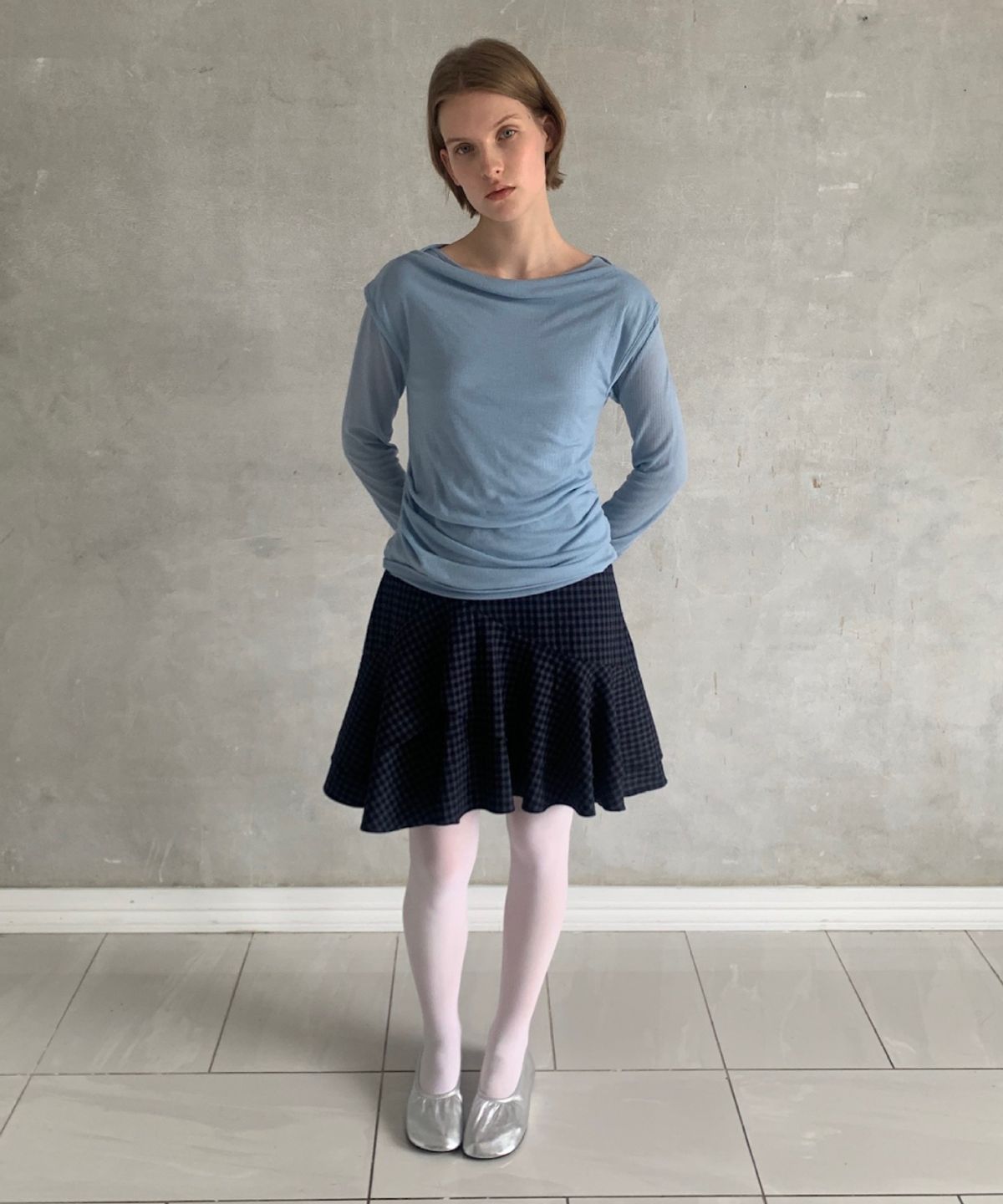 토아베(TOAVE) Tiered Ruffle Check Skirt (Blue navy)