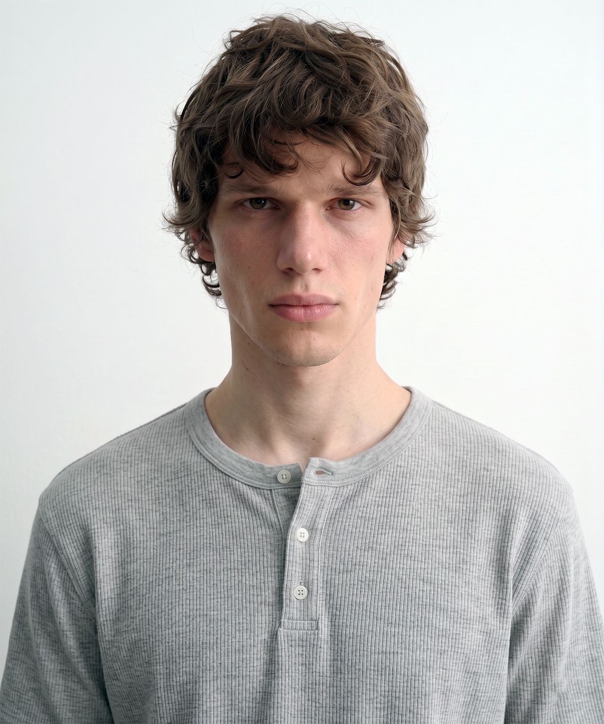 디 그랜드 마틴(DE GRAND MATIN) Waffle Henley-neck T-shirt_Melange Grey