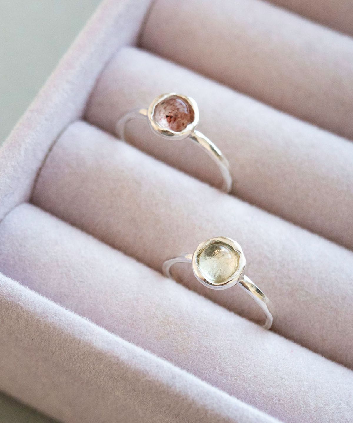 티로베(TIROVE) Gem Whisper Ring