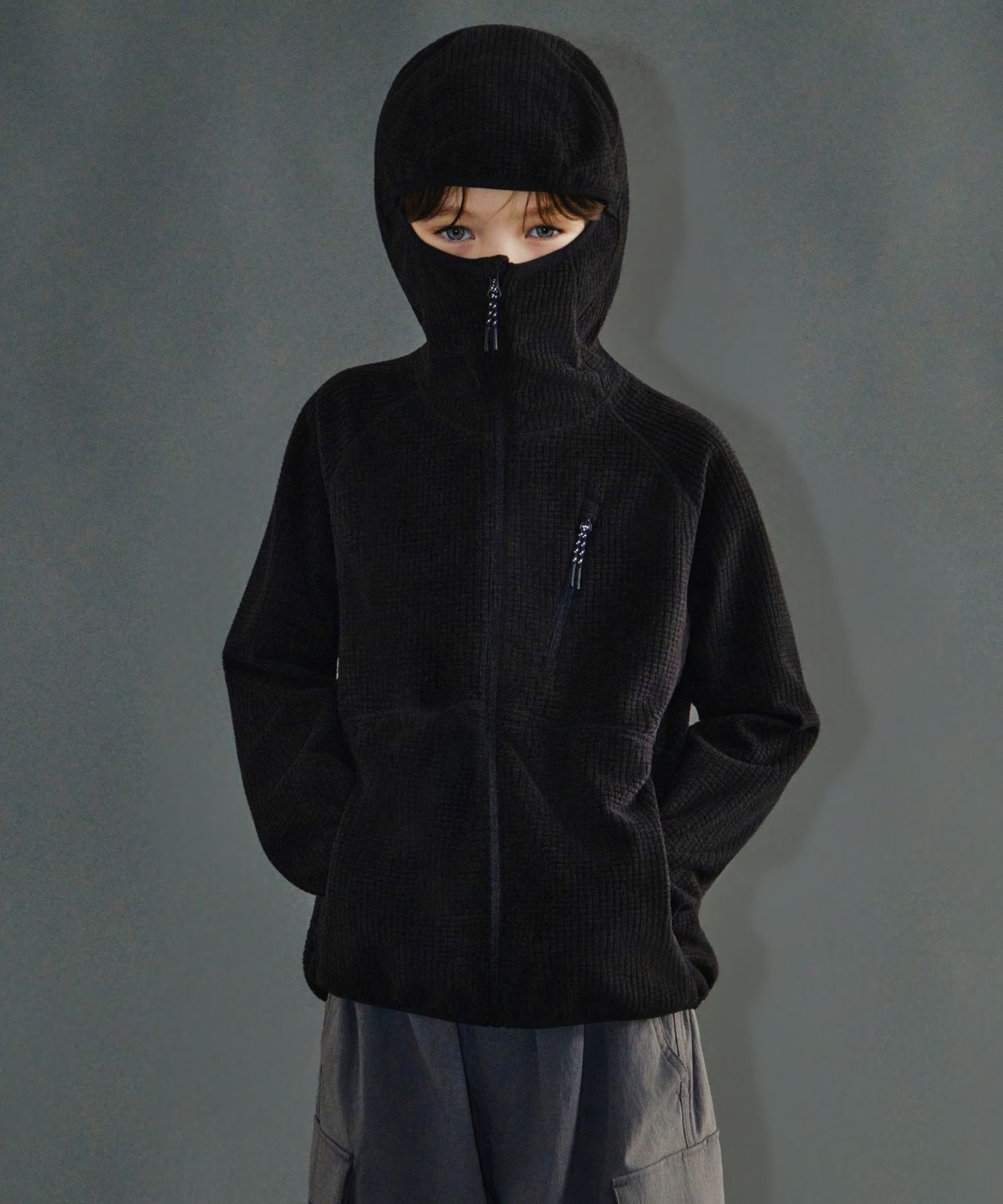 무신사 스탠다드 키즈(MUSINSA STANDARD KIDS) [시티 레저] 그리드 폴라 플리스 바라클라바 후디드 집업 [블랙]