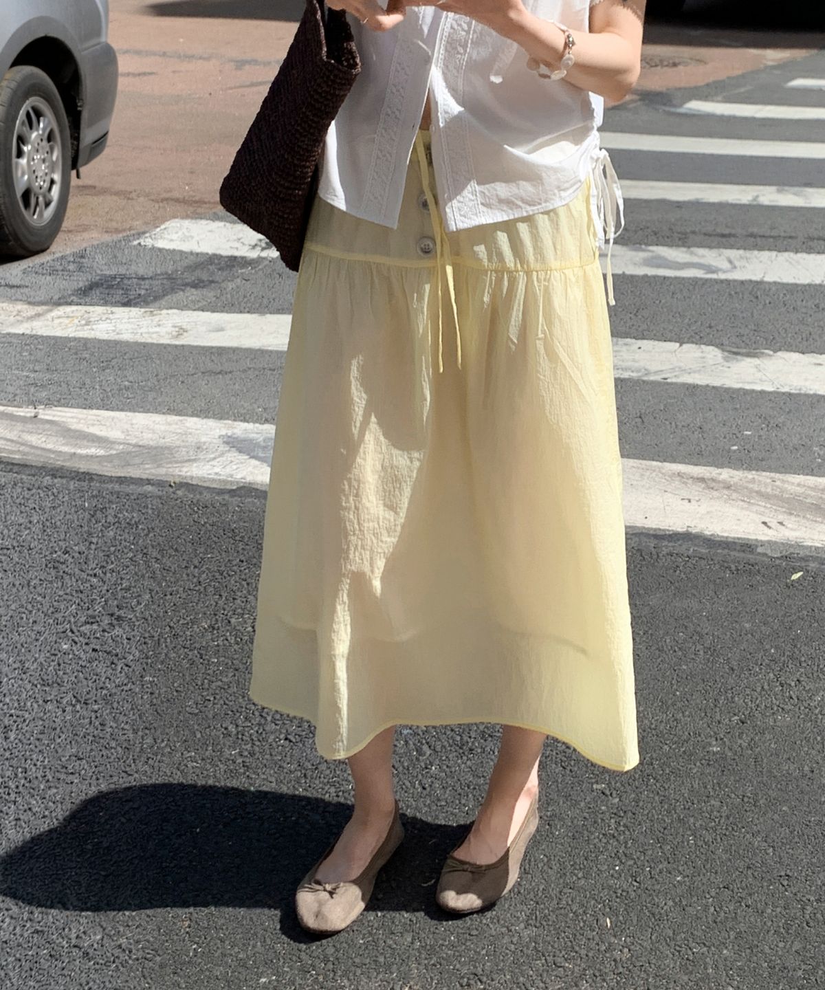 토아베(TOAVE) Breeze Big-Button Shirring Skirt (Light yellow)