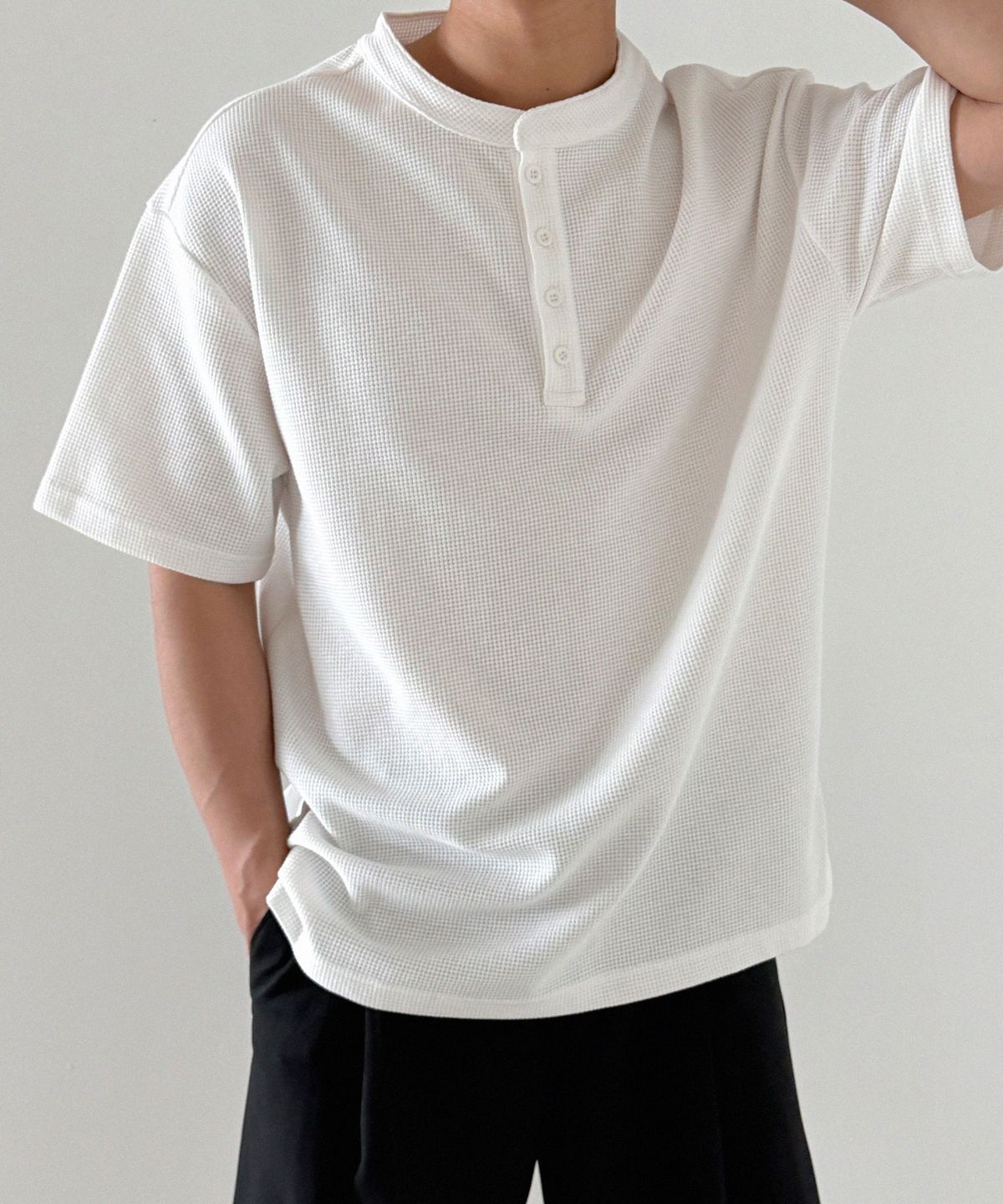 오리지널데이(ORIGINALDAY) 와플 헨리넥 데일리 반팔 티셔츠 오버핏 White