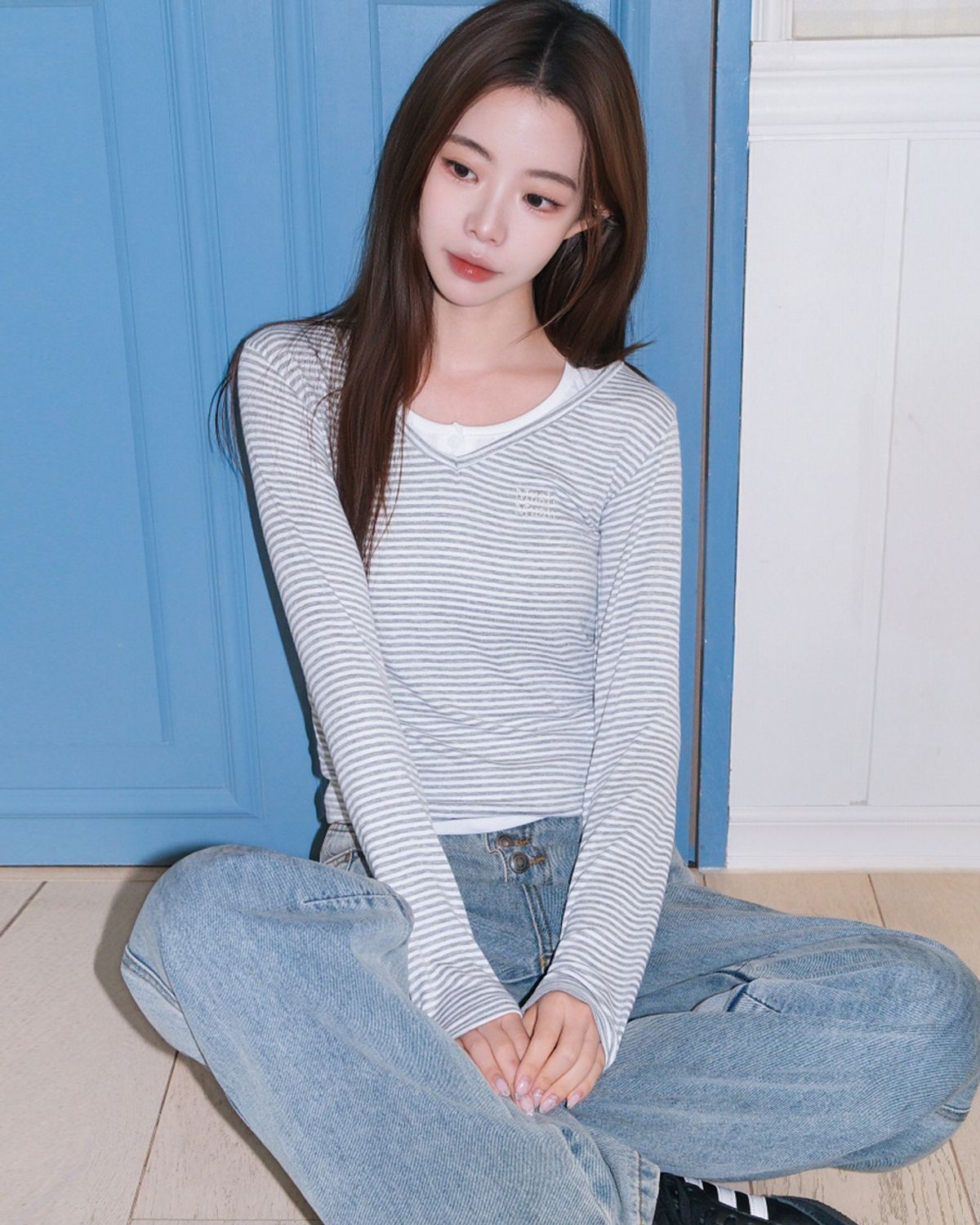 무아무아(MUAHMUAH) 스트라이프 오버랩 긴팔티 [그레이]