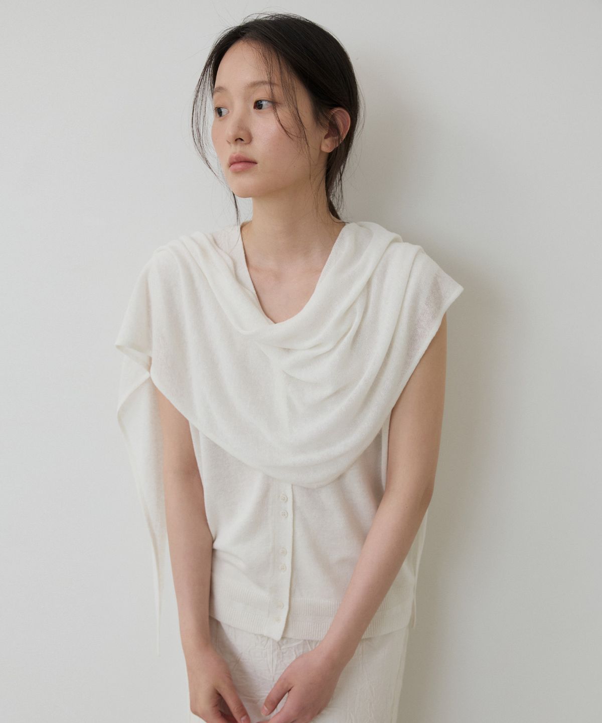 토와브(TOWAV) ELLA SCARF KNIT VEST_IVORY