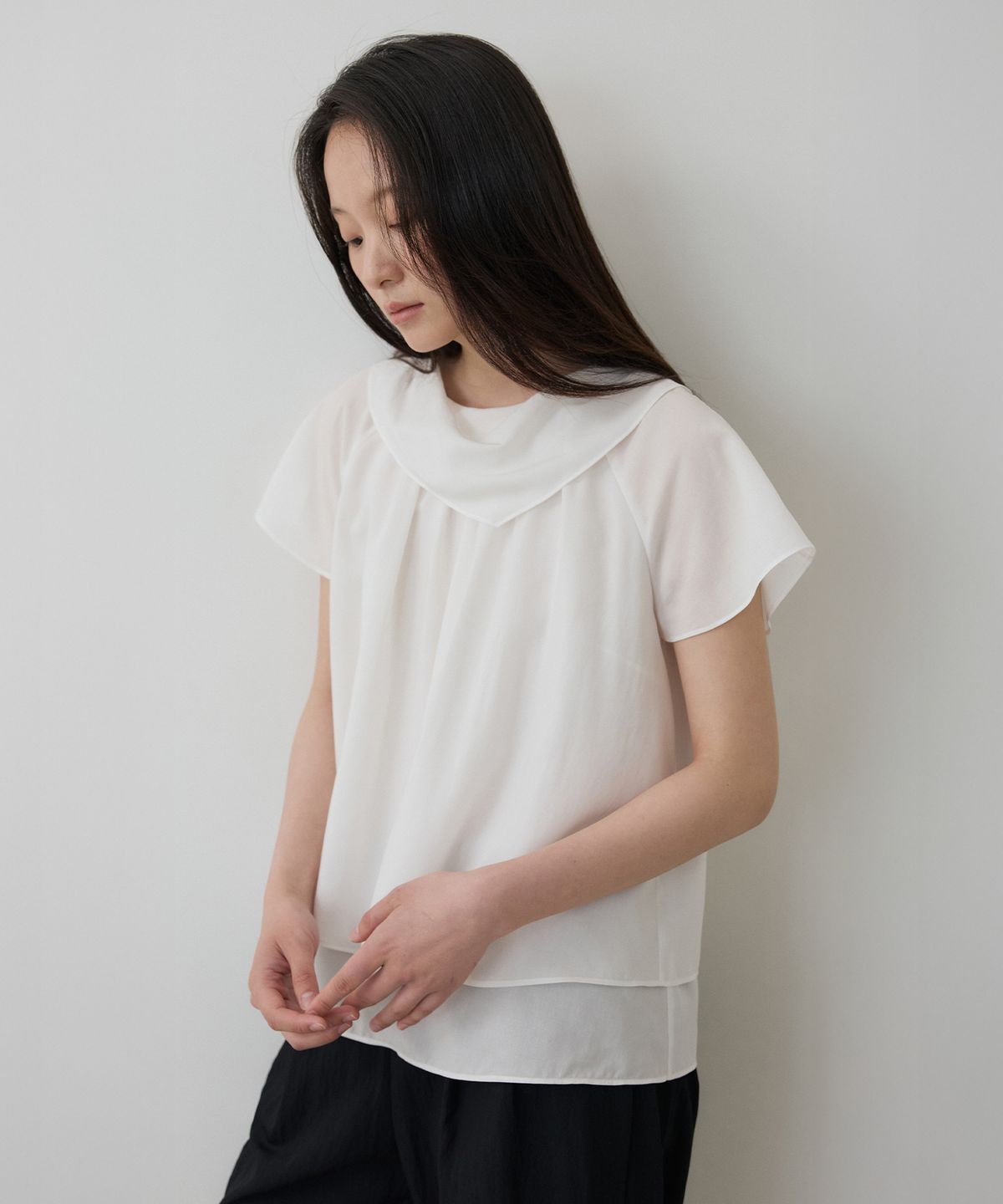 토와브(TOWAV) YEN FLARE BLOUSE_IVORY