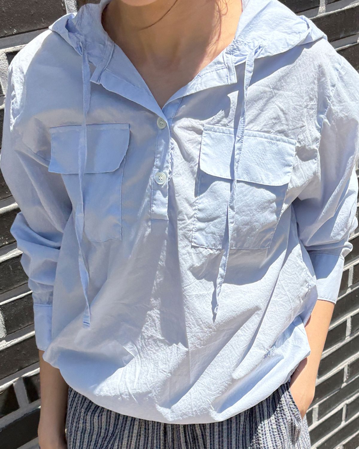 블루브릭(BLUEBRICK) Hood string shirt (sky blue)