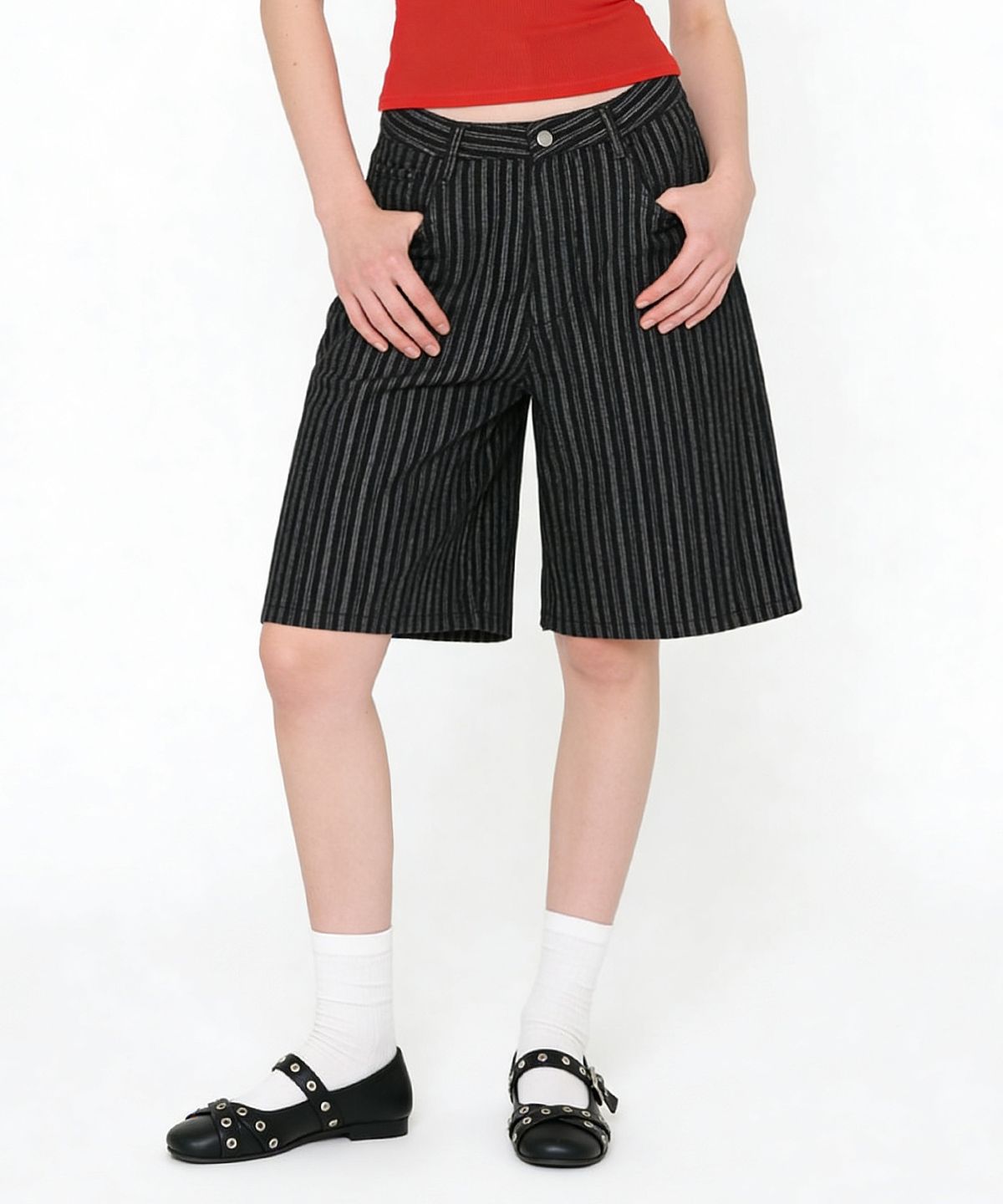 랜덤오프(RANDOMOFF) BTB : BERMUDA STRIPE SHORTS