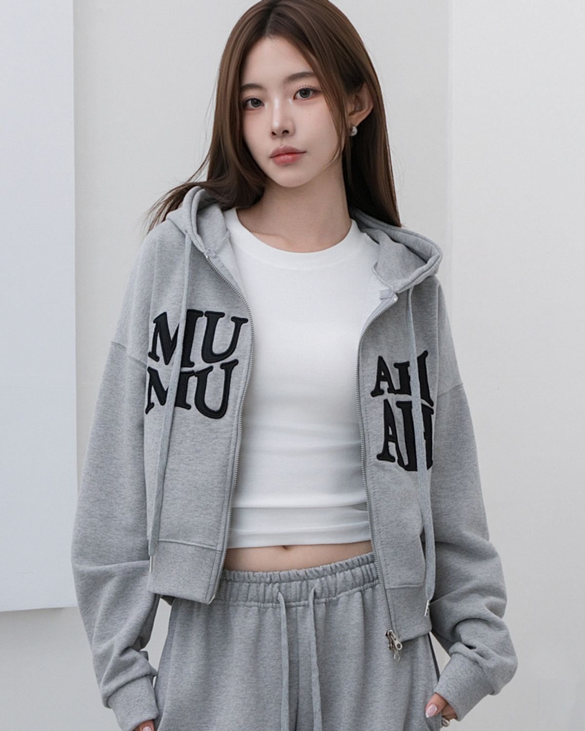 무아무아(MUAHMUAH) 웨이브 볼드 스티치 후드집업 [그레이]