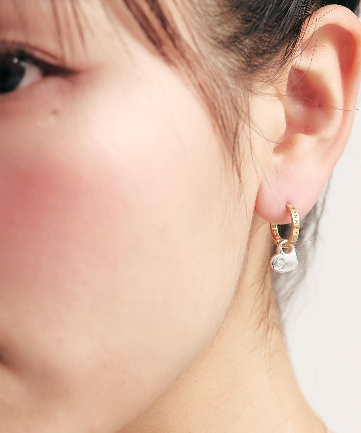 러벰버(LOVEMBER) [silver 925] LOVE Hold Hoops