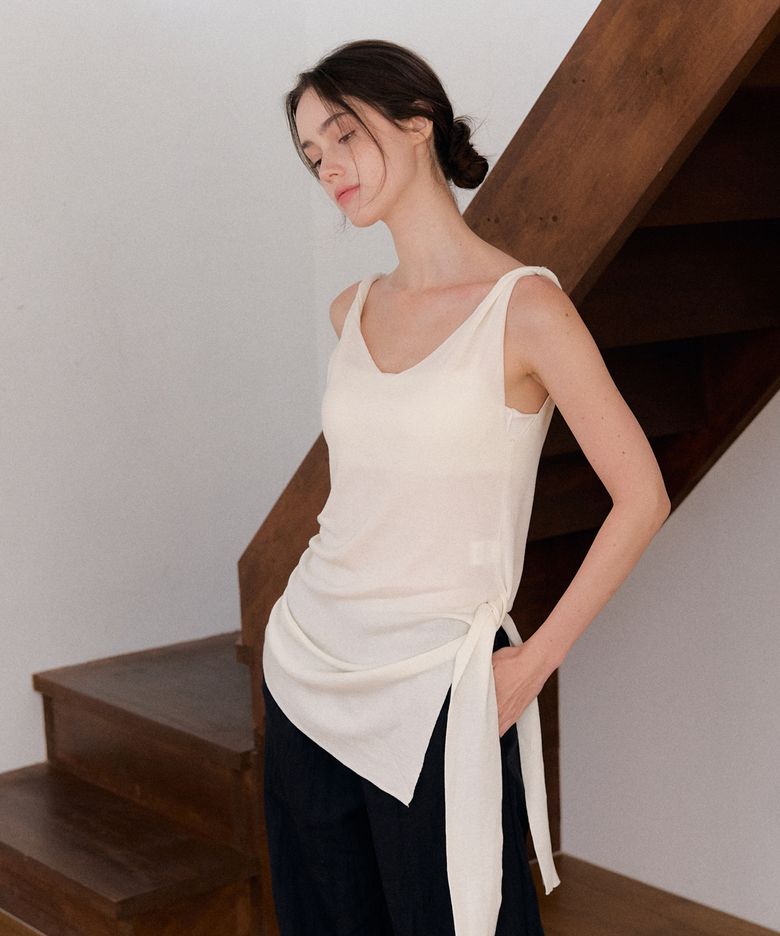Hera Shirring Belt Deep V Sleeveless Knit Top Blouse (Ivory)