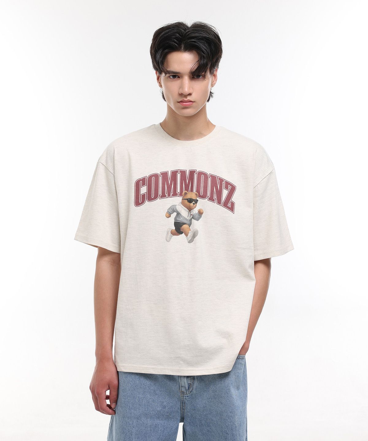 커먼즈(COMMONZ) 러닝 베어 반팔티셔츠_오트밀