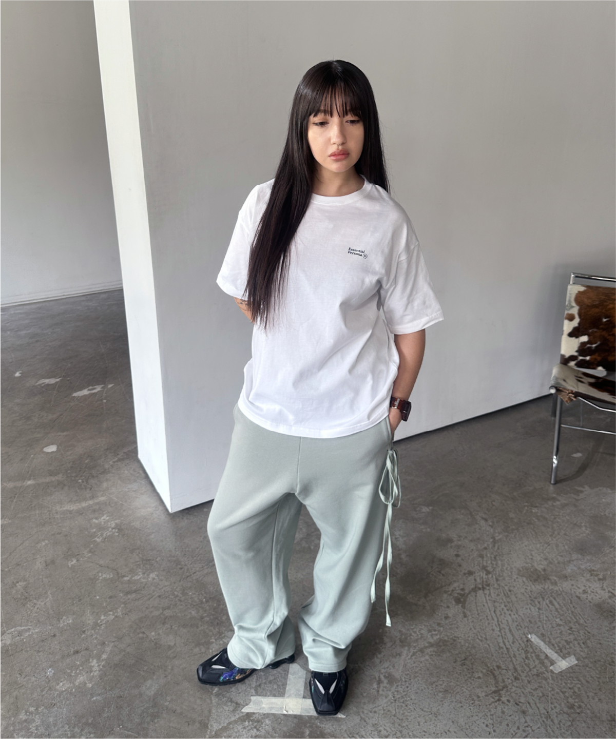 솔넬리아 가브리엘(Solnelia Gabriel) number 16/REGULAR FIT SWEATPANTS-SAGE GREEN