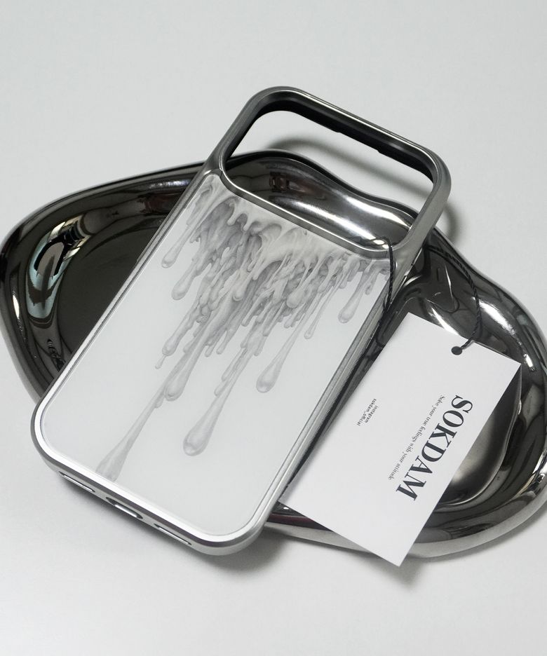 촛농의 길 silver bumper case (glass/magsafe)