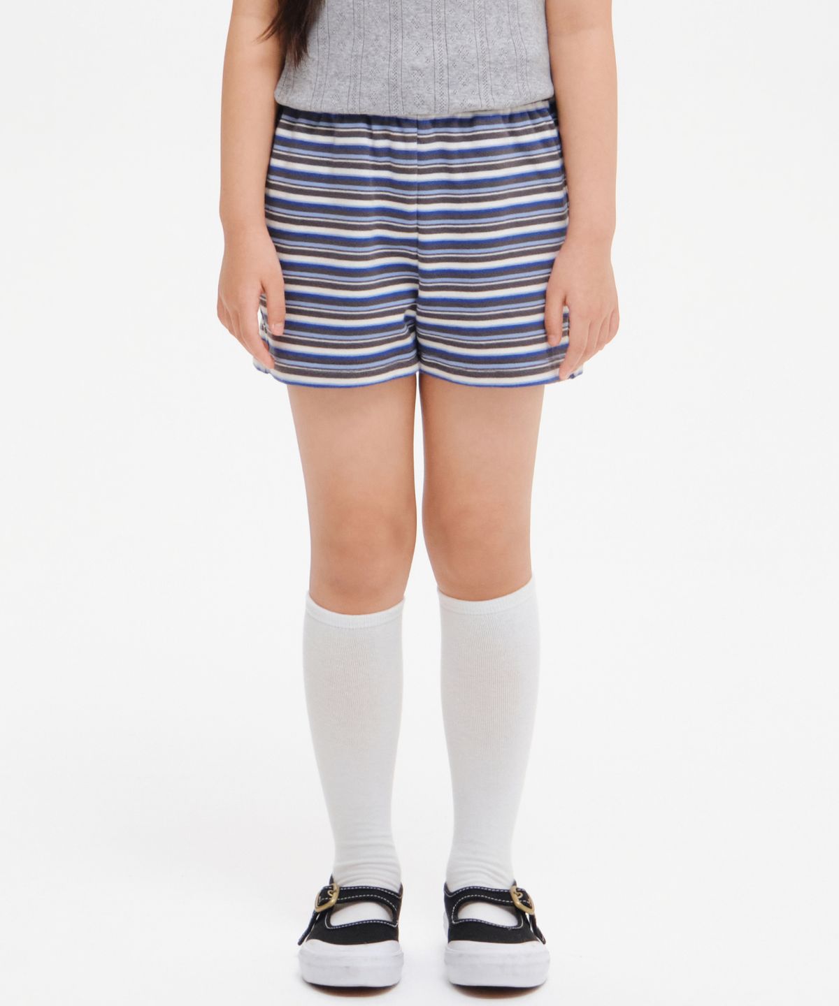 무신사 스탠다드 키즈(MUSINSA STANDARD KIDS) 걸즈 멀티 스트라이프 스웨트 쇼츠 [스카이 블루]