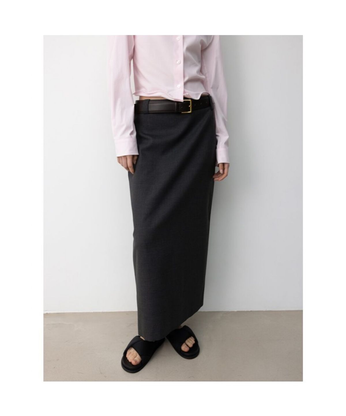 디애퍼처(THE APERTURE) Troia H Line Skirt  Grey (TA6127A043)