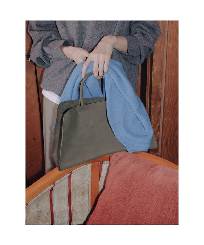Robbie Bag_Suede  Khaki (TA62D4A03H)