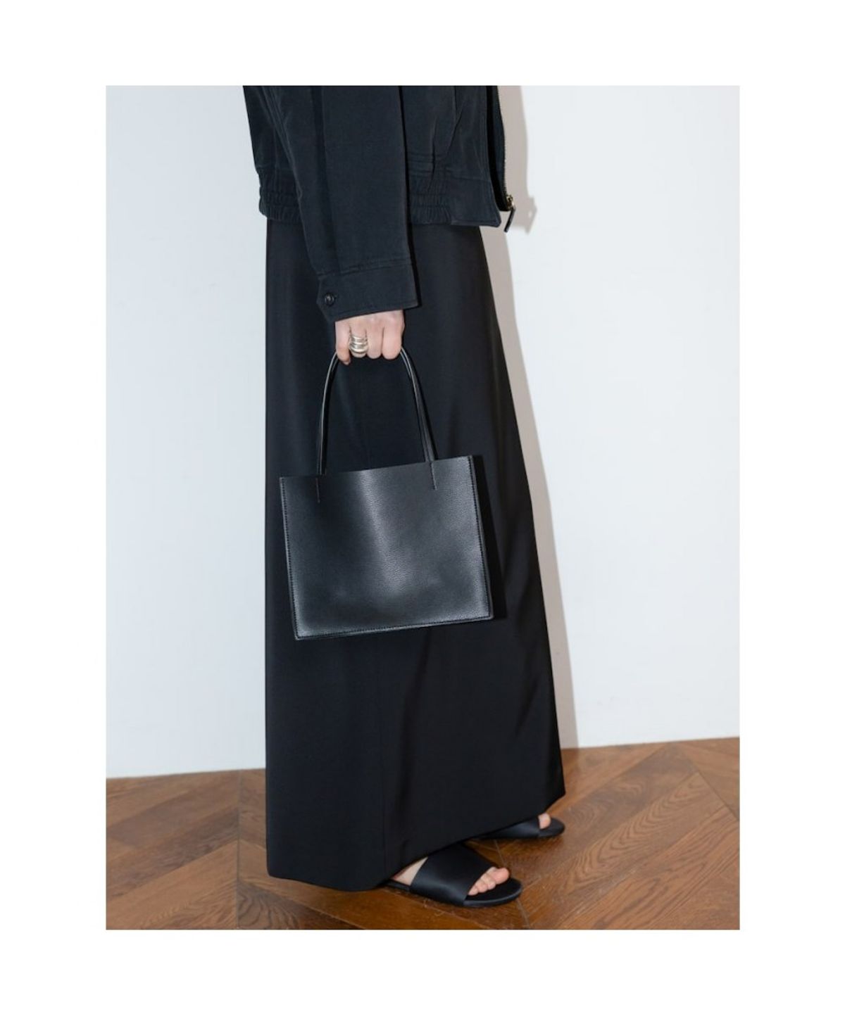 디애퍼처(THE APERTURE) Flip Bag_Leather  Black (TA62D4A055)