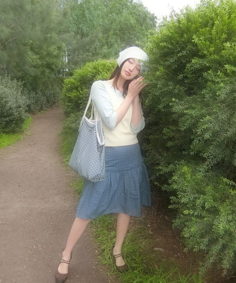 Maiden Flare Midi Skirt - Navy