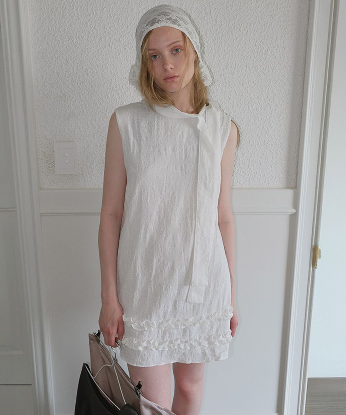 타버트(TARVERT) Romy Flower Scarf Dress - White