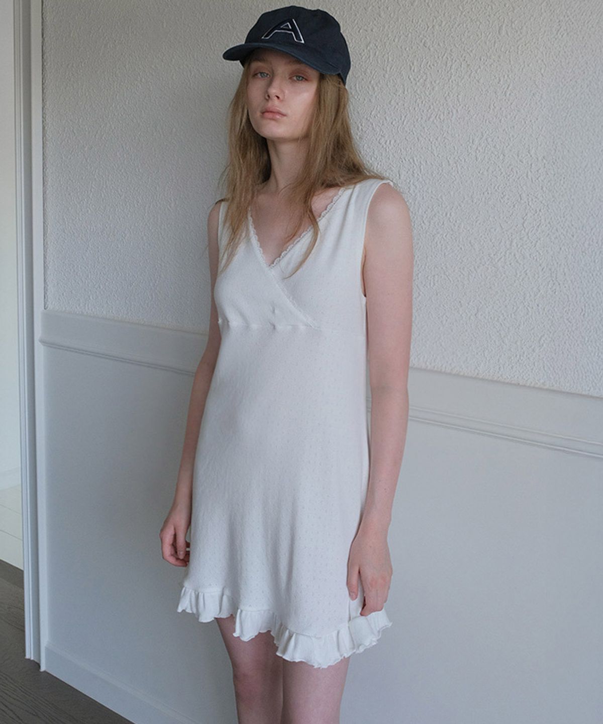 타버트(TARVERT) Lily Eyelet V-Neck Mini Dress - Ivory