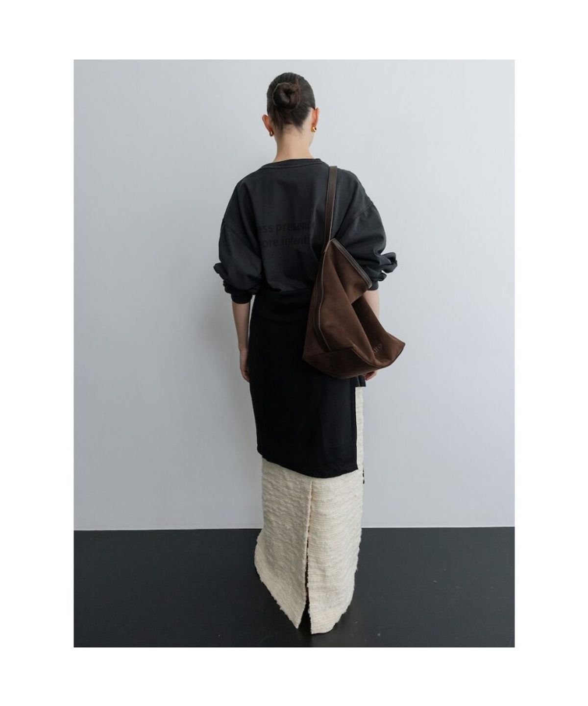 디애퍼처(THE APERTURE) Unisex Aperture Boxy TShirt  Black (TA6141A025)