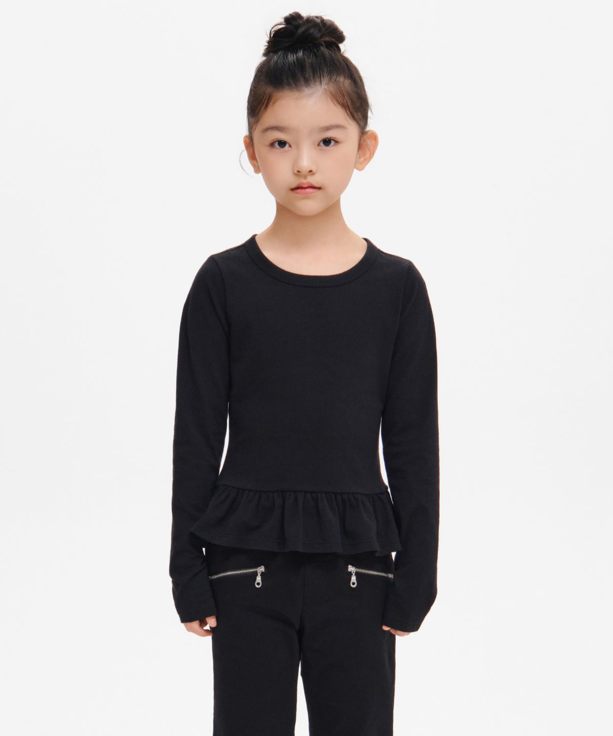 무신사 스탠다드 키즈(MUSINSA STANDARD KIDS) 걸즈 플레어 긴소매 티셔츠 [블랙]