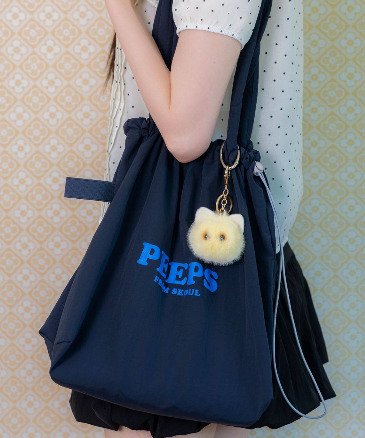 핍스(PEEPS) Cloud Shoulder Bag (NAVY) 스트링숄더백 키링포함
