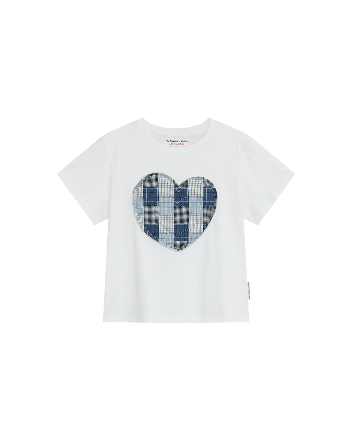 더뮤지엄비지터(THEMUSEUMVISITOR) W VOLUME HEART APPLIQUE T-SHIRT (WHITE)