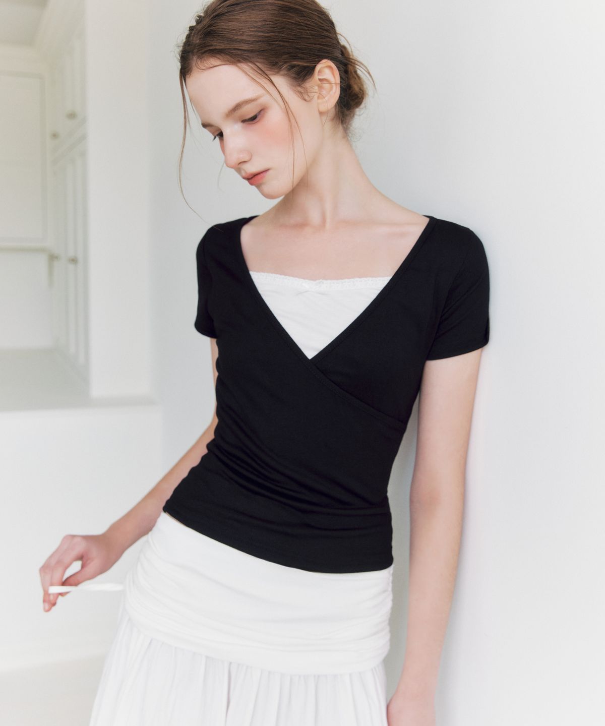 미쏘(MIXXO) 랩 레이어드 반팔 티셔츠 RE LWG44SS_MIWHWG75QS
