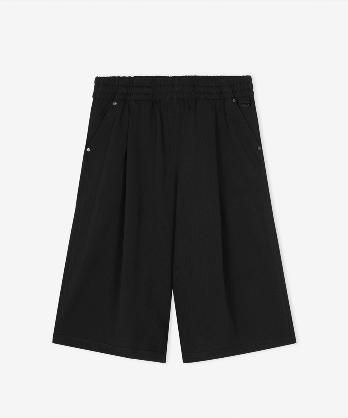 뉴발란스(NEW BALANCE) NBNVG31543 / UNI 에센셜 8부 쇼츠 (BLACK)