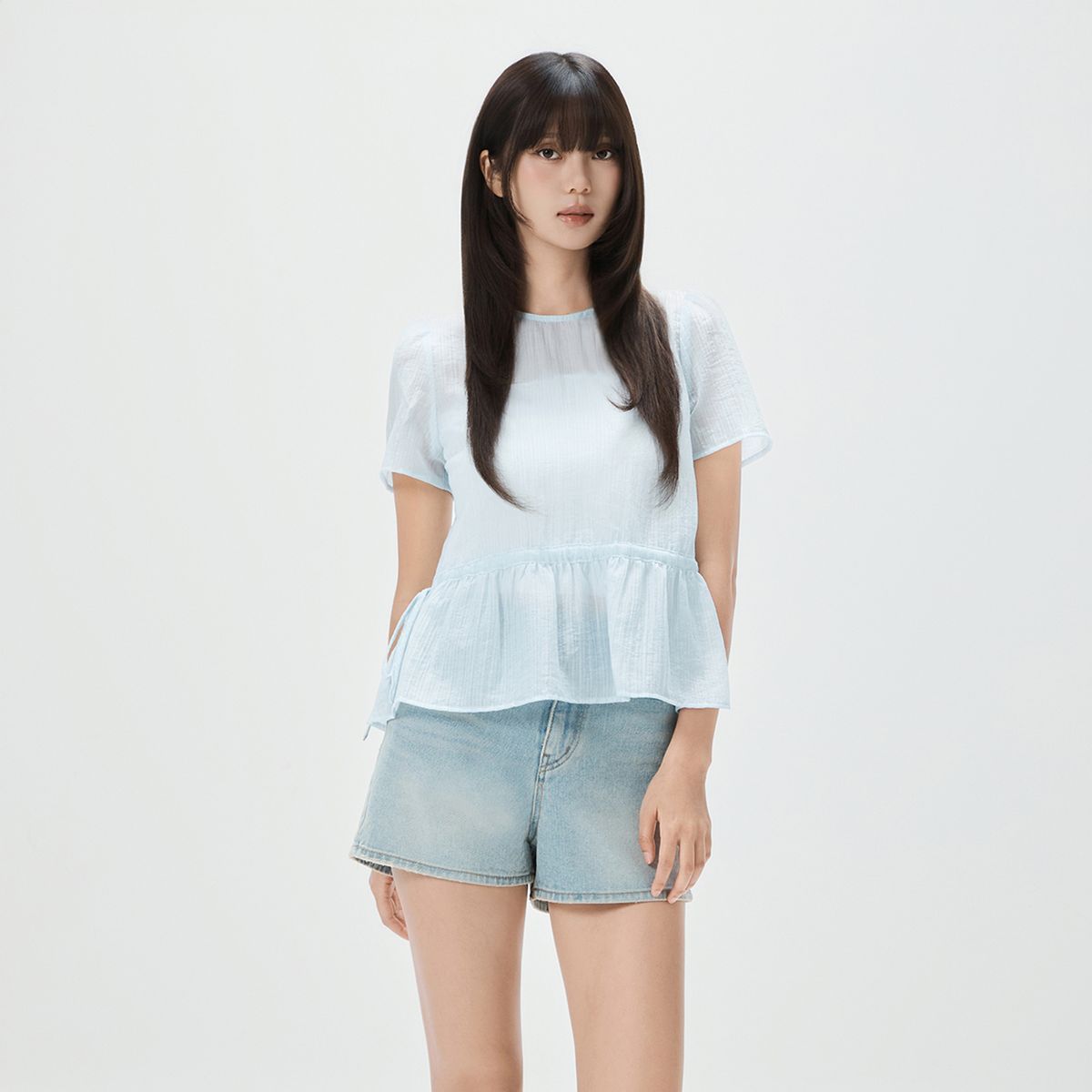 미쏘(MIXXO) 라운드넥 스트링 블라우스_MIWBWG601B